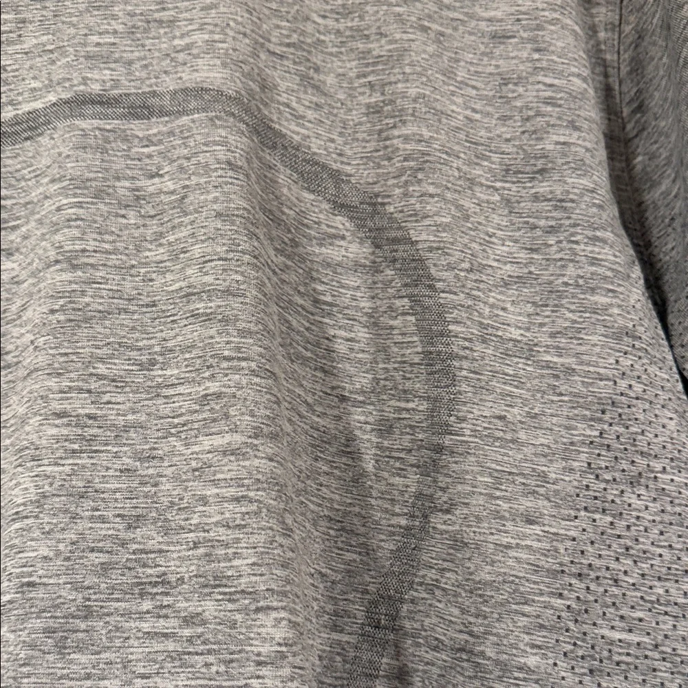 lululemon athletica Grey Short Sleeve Logo Tee